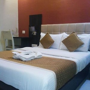 Hotel Avenue - Mumbai
